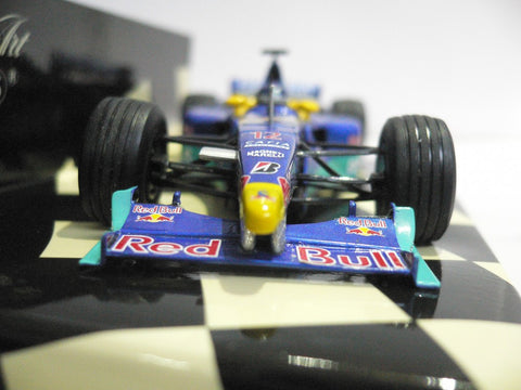 MINICHAMPS 1/43 RED BULL SAUBER PETRONAS C18 P.DINIZ 1999 #12 (430 990012) (02972)