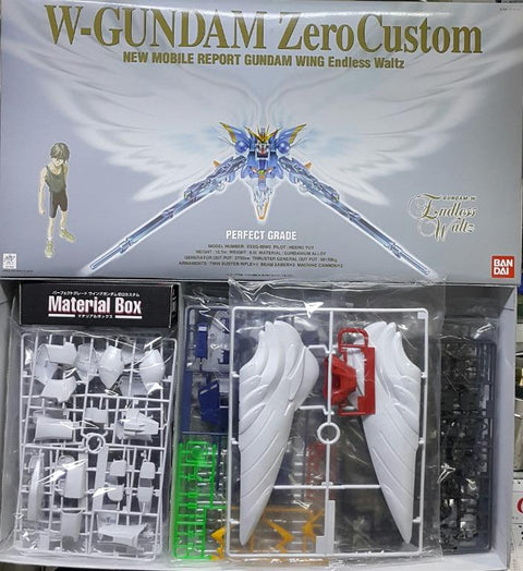 BANDAI 77659 新機動戰記高達W 無盡的華爾茲 希羅尤 飛翼高達零式改 模型 PG PERFECT GRADE 1/60 HEERO YUY XXXG-00W0 W-GUNDAM ZERO CUSTOM NEW MOBILE REPORT GUNDAM WING ENDLESS WALTZ PLASTIC MODEL KIT (EPC-1218-210 L / EPC-1651-210 存)