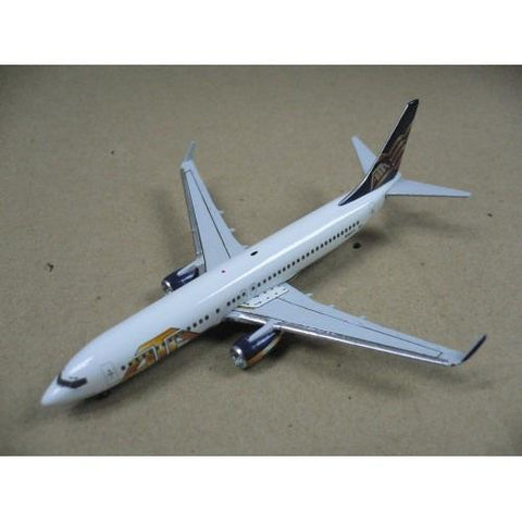 GEMINI JETS 1/400 ATA BOEING 737-800 N301TZ GJATA250 (70250) (PIU10)