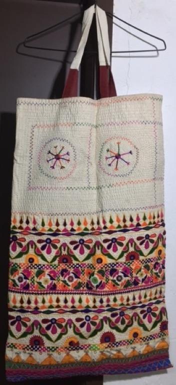 印度民族袋 OLD RABARI HAND EMBROIDERY MIRROR BANJARA TRIBAL RARE SHOULDER ETHNIC KUCHI BAG 特長 tote bag b31582075 E3492-1016N