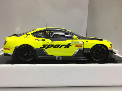 SPARK 1/18 BENTLEY CONTINENTAL GT3 MACAU GT WORLD CUP 2016 18SA008 (16008) (PIU300)