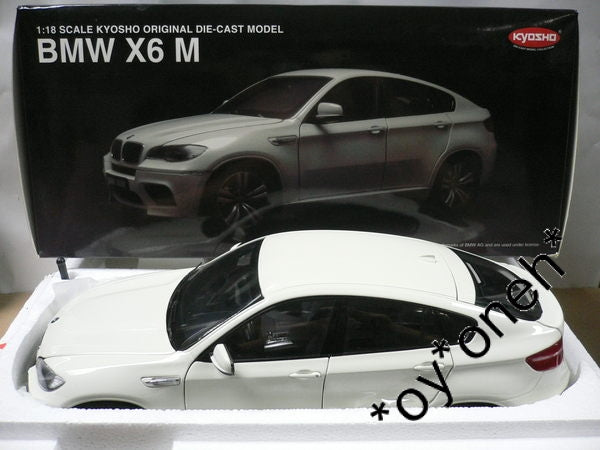 KYOSHO 1/18 BMW X6 M ALPINE WHITE 08762W (17276)– TOYZONE