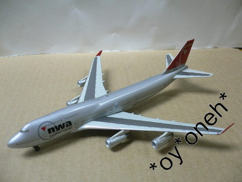 HERPA 1/400 NWA NORTHWEST AIRLINES 西北航空 BOEING 747-400 N661US (560887) (PIU30)
