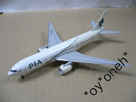 GEMINI JETS II 1/400 PIA 巴基斯坦國際航空公司 BOEING 777-200 AP-BGJ (GJPIA496) (70496) (PIU30)