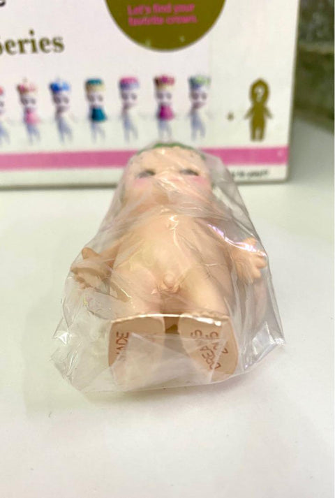 SONNY ANGEL MINI FIGURE CROWN SERIES SET OF 11 +2 SECRET LAUREL WREATH CROWN 連2 隻月桂花環 特別版 欠1 隻深藍色（BUY)