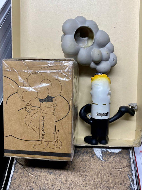 C775-284 HIEROPHAT URBAN ENTERTAINMENT ALEX LAU TOUCH STRESS OUT FIGURE  搪膠公仔