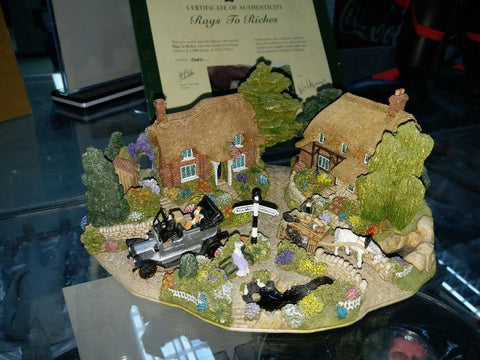 LILLIPUT LANE RAGS TO RICHES 人手雕刻 及上色 建築物雕塑 陶藝品