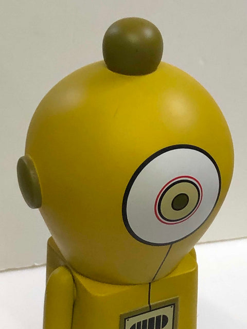 7.5" TOY2R DALEK 06 SPACEBOT NO.13 19CM SPACE ROBOT DESIGNER TOY 2006