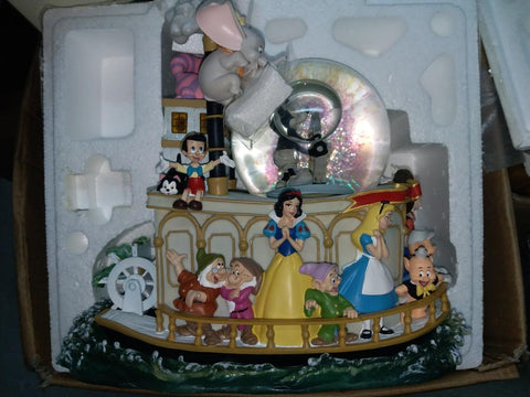 DISNEY MICKEY MOUSE 75TH ANNIVERSARY STEAMBOAT WILLIE MUSICAL SNOWGLOBE 音樂水晶球