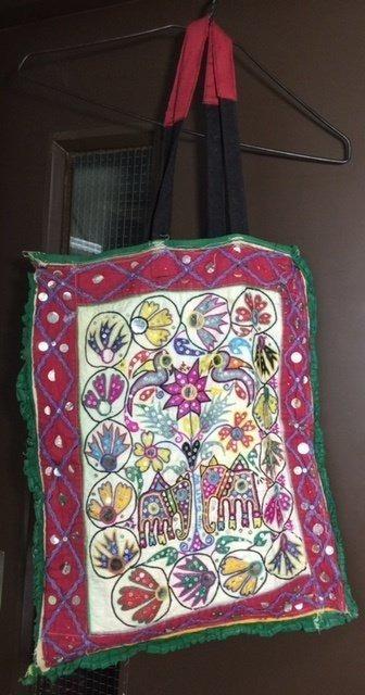 印度民族袋 OLD RABARI HAND EMBROIDERY MIRROR BANJARA TRIBAL RARE SHOULDER ETHNIC KUCHI BAG tote bag b31581896 E3511-488N