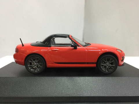 TRIPLE 9 1/43 MAZDA MX-5 2013 RED (70504) (PIU50)