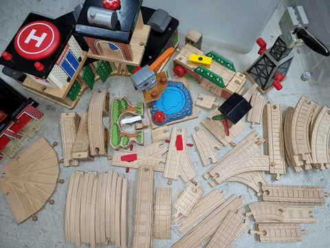 Thomas wooden wood  railway building track set