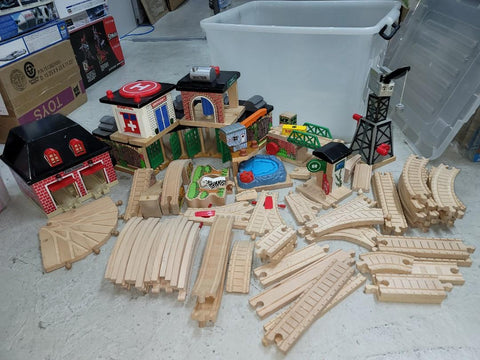 Thomas wooden wood  railway building track set