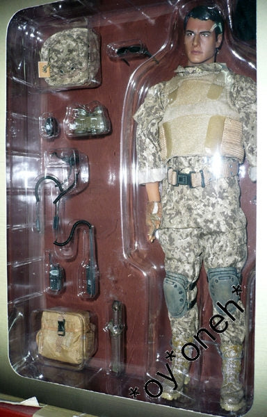 1/6 HOT TOYS USMC SNIPER (MCCUU DESERT BDU) 12吋公仔 (PIU1200)1118164547