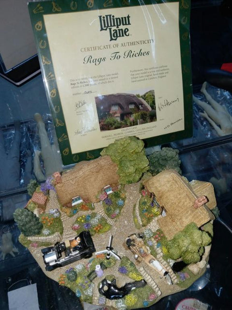 LILLIPUT LANE RAGS TO RICHES 人手雕刻 及上色 建築物雕塑 陶藝品