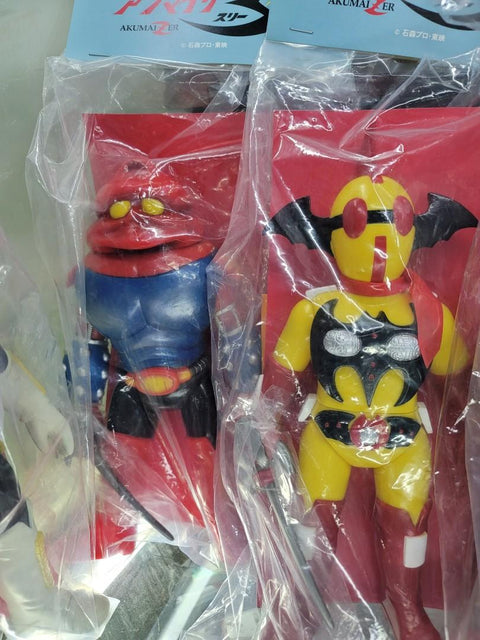 Medicom  伏魔三劍俠 akumaizer vinyl figure set