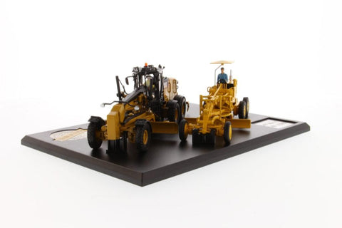 DIECAST MASTERS 1/50 Cat Diesel No. 12 & 12M3 Motor Grader (85560) (49560) (C1128-42)