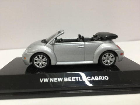 AUTOART 1/64 VW NEW BEETLE CABRIOLET 2002 REFLEX SILVER METALLIC (20321) (C1123-136B)