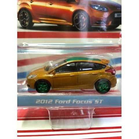 Greenlight 1/64 2012 Ford Focus ST China & Hong Kong Sp Ed Green Machine (PIU/P8-30)