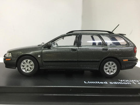 TRIPLE 9 1/43 VOLVO V40 2001 Dark Grey (70371) (PIU50)