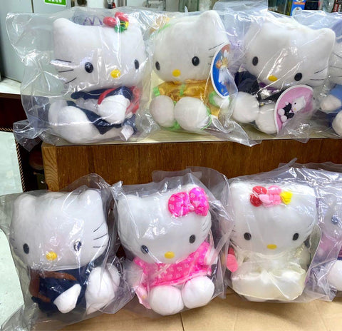 1999 MCDONALD’S HELLO KITTY SET 麥當勞 毛公仔