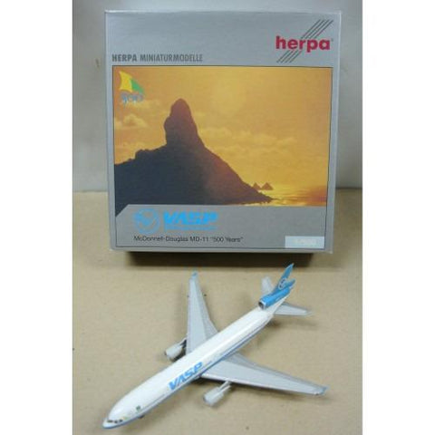 HERPA 1/500 VASP BRAZILIAN AIRLINES MCDONNELL-DOUGLAS MD-11 "500 YEARS" PP-SPK (506038) (PIU10)