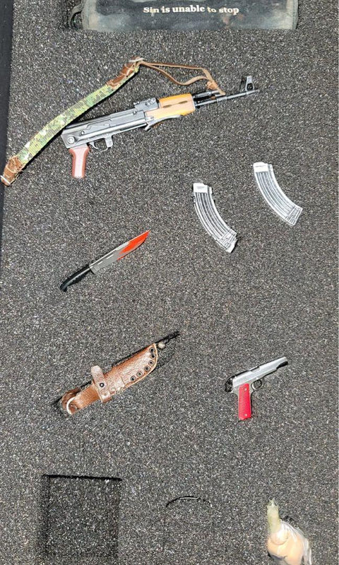 C1067-77 DAMTOYS GANGSTER KINGDOM 黑幫王國 SPADE 4 CHAD 1/6 FIGURE