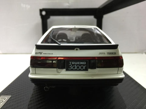 IGNITION MODEL 1/18 TOYOTA SPRINTER TRUENO AE86 3 DOOR GTV WHITE (88056) (P15M-121)