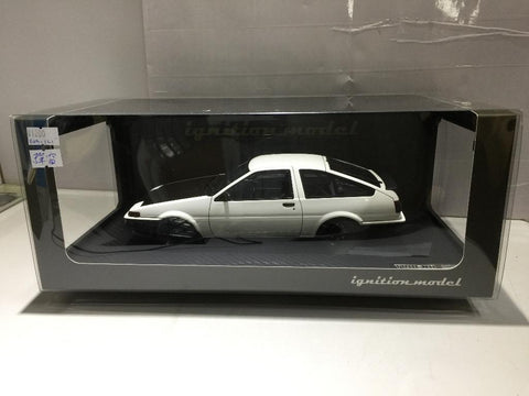 IGNITION MODEL 1/18 TOYOTA SPRINTER TRUENO AE86 3 DOOR GTV WHITE (88056) (P15M-121)