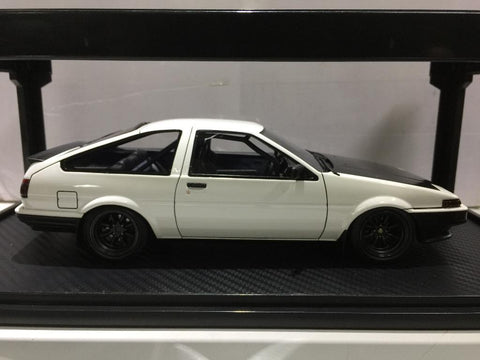 IGNITION MODEL 1/18 TOYOTA SPRINTER TRUENO AE86 3 DOOR GTV WHITE (88056) (P15M-121)