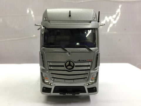 IMC 1/50 MERCEDES-BENZ ACTROS GIGASPACE 4X2 ACTROS 722 (33-0123) (C1128-3)