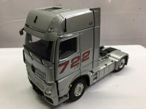 IMC 1/50 MERCEDES-BENZ ACTROS GIGASPACE 4X2 ACTROS 722 (33-0123) (C1128-3)