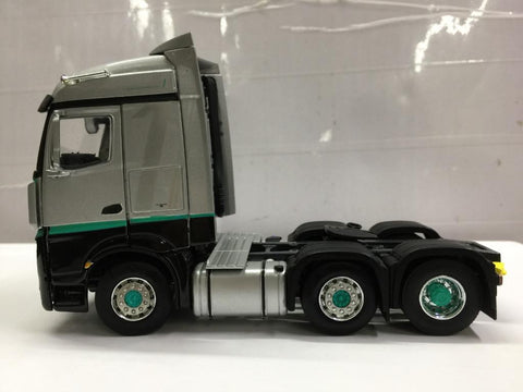 IMC 1/50 MERCEDES-BENZ ACTROS STREAMSPACE 6X2 ACTROS 1 SILVER EDITION (33-0120) (C1128-1)